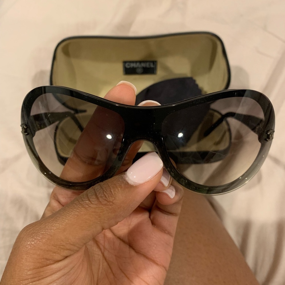 Chanel shades